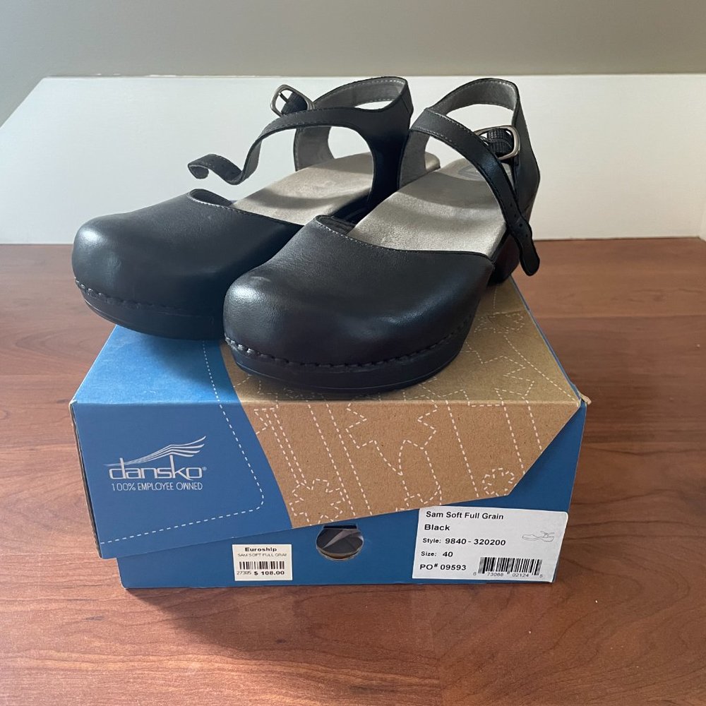 Dansko Sam Soft Full Grain Black Leather Mary Jane Size: 40
